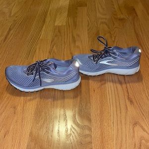 Brooks ghost 12